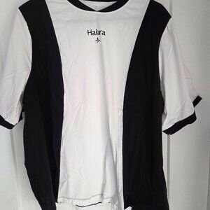 Halara Tshirt Size XL